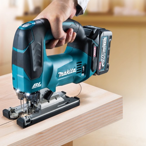 Serra tico tico a bateria 40V Brushless Sem Bateria - JV002GZ Serra tico tico a bateria 40V Brushless Sem Bateria - JV002GZ