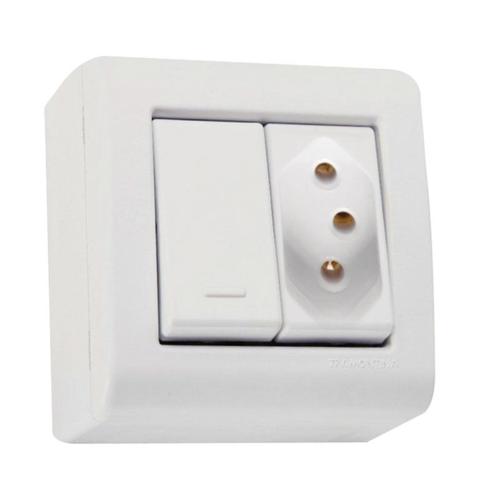 Caixa com 1 interruptor simples 10A e 1 tomada 2P+T 10A branco Caixa com 1 interruptor simples 10A e 1 tomada 2P+T 10A branco