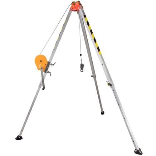 Tripé para içamento de cargas com capacidade de 100 kg - HC240 Tripé para içamento de cargas com capacidade de 100 kg - HC240