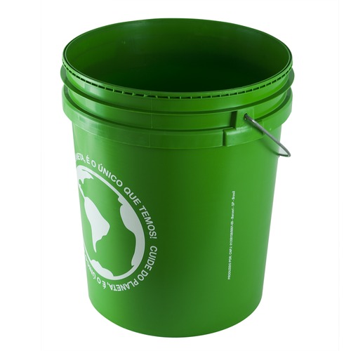Balde multiuso com capacidade de 20 litros 
