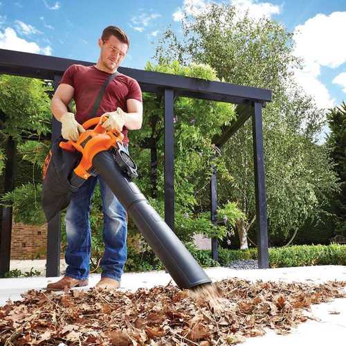 Soprador Aspirador 2.500 watts com fluxo de ar de 310 km/h - BV25  110V Soprador Aspirador 2.500 watts com fluxo de ar de 310 km/h - BV25  110V