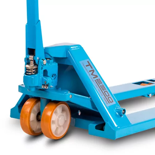 Transpalete hidráulico garfo estreito 2.500 kg 525 x 1150 mm - TM2500RT-EP
