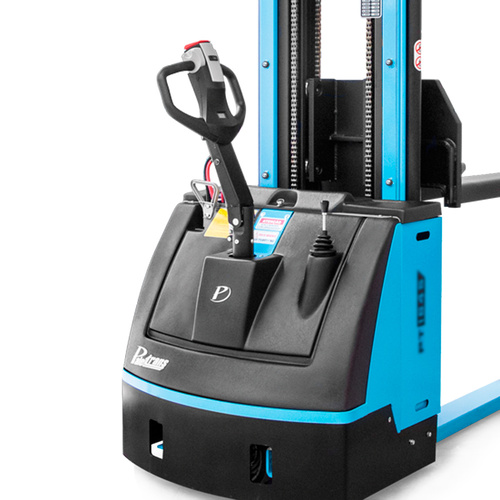 Empilhadeira elétrica elevação 5,40 m capacidade 1.600 kg tração elétrica - PT16/54-F Empilhadeira elétrica elevação 5,40 m capacidade 1.600 kg tração elétrica - PT16/54-F