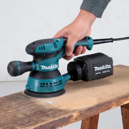 Lixadeira roto-orbital 300 watts com 12.000 oscilações por minuto e coletor de pó - BO5041  220V Lixadeira roto-orbital 300 watts com 12.000 oscilações por minuto e coletor de pó - BO5041  220V