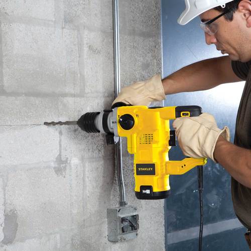 Martelete Perfurador e Rompedor 1.250 watts 3,5 joules SDS Plus com kit de acessórios - STHR1232K  220V Martelete Perfurador e Rompedor 1.250 watts 3,5 joules SDS Plus com kit de acessórios - STHR1232K  220V