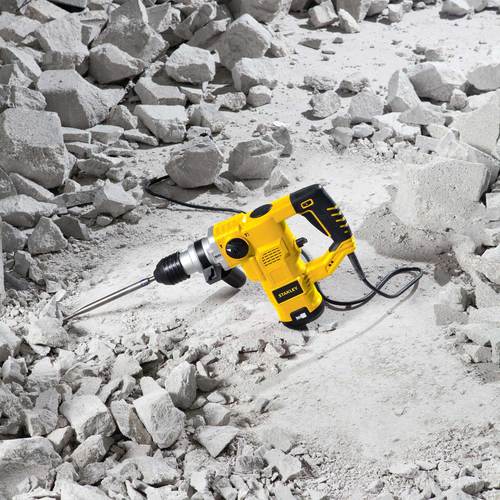 Martelete Perfurador e Rompedor 1.250 watts 3,5 joules SDS Plus com kit de acessórios - STHR1232K  220V Martelete Perfurador e Rompedor 1.250 watts 3,5 joules SDS Plus com kit de acessórios - STHR1232K  220V