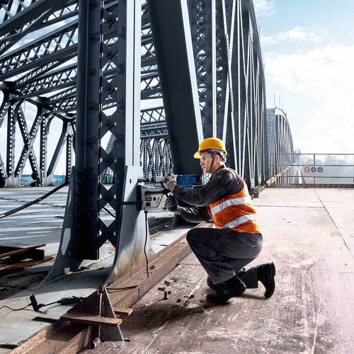 Furadeira com base magntica 1.200 watts 2 velocidades - GBM 50-2  220V