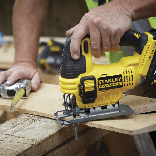 Serra tico tico a bateria 20 volts velocidade varivel com maleta FatMax - STCT1860D1  110V/220V