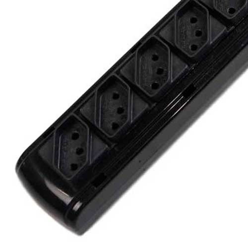 Filtro de linha 6 tomadas 1,1 metro 10A preto Filtro de linha 6 tomadas 1,1 metro 10A preto