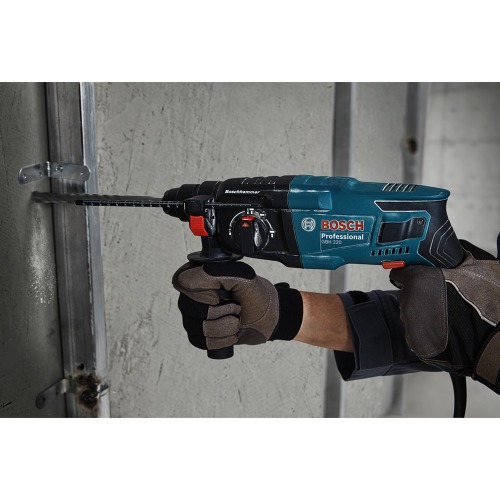 Martelete Perfurador e Rompedor 720W 2 joules SDS Plus com maleta - GBH 220  220V Martelete Perfurador e Rompedor 720W 2 joules SDS Plus com maleta - GBH 220  220V