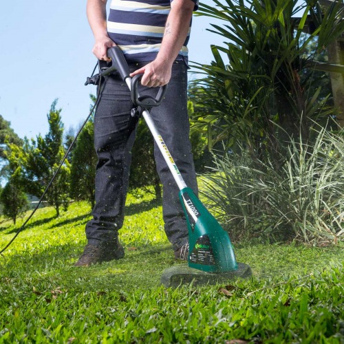 Aparador de grama 900 watts a fio de nylon - TT1000  110V Aparador de grama 900 watts a fio de nylon - TT1000  110V