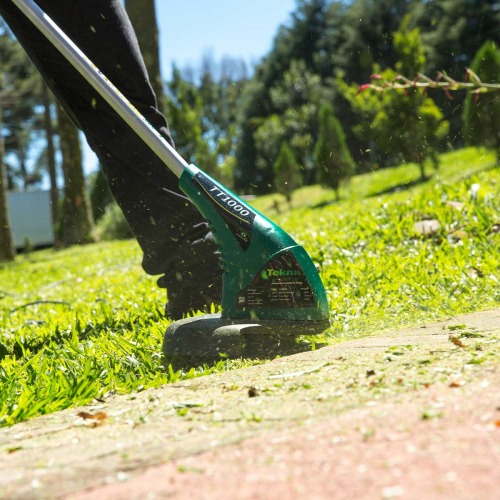 Aparador de grama 900 watts a fio de nylon - TT1000  110V Aparador de grama 900 watts a fio de nylon - TT1000  110V