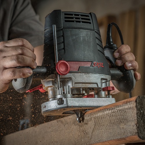 Tupia de coluna 1100W para pina de 6/8 mm e 1/4