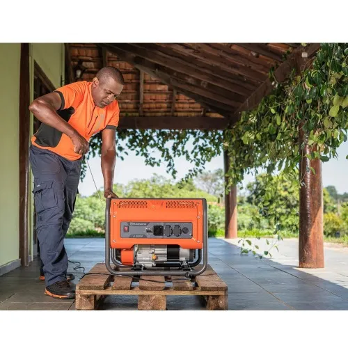 Gerador de energia 2,8 Kva a gasolina partida manual - G2500P  110V/220V