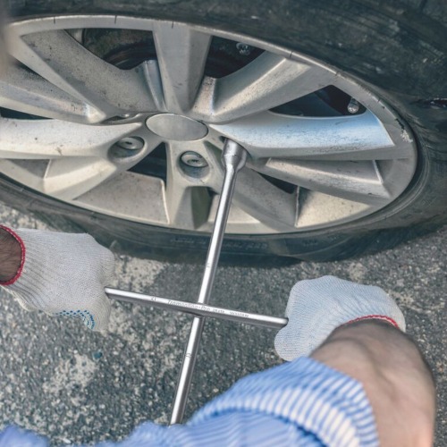 Chave de roda tipo cruz 17x19 / 21 mm x espátula Chave de roda tipo cruz 17x19 / 21 mm x espátula