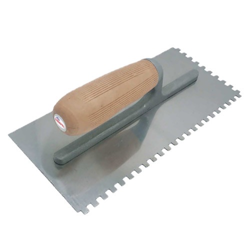 Desempenadeira em aço dentada 42 x 12 cm Desempenadeira em aço dentada 42 x 12 cm