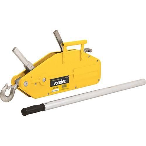 Guincho de alavanca 1,6 tonelada x 20 m - GAV 1600 Guincho de alavanca 1,6 tonelada x 20 m - GAV 1600