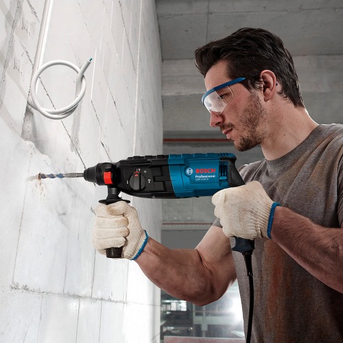 Martelete Perfurador Rompedor 820W 2,7 joules com 5 brocas Sds Plus GBH2-24D  220V