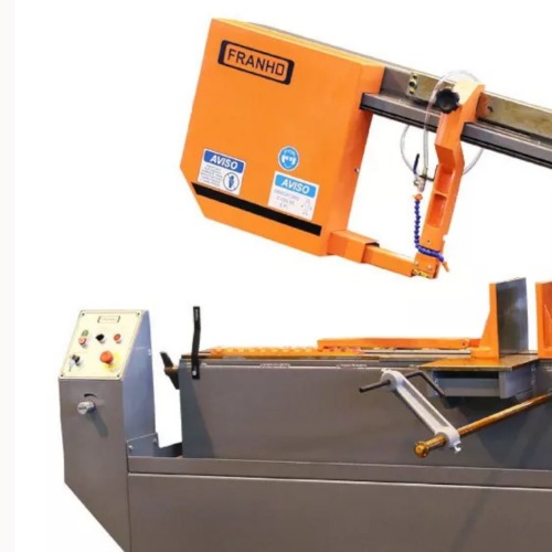 Serra de fita horizontal com capacidade de corte at 400 mm - FM1600