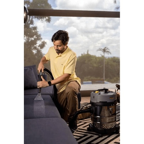 Extratora de carpetes e aspirador 20 Litros 1700 watts - Puzzi 4/20  110V Extratora de carpetes e aspirador 20 Litros 1700 watts - Puzzi 4/20  110V