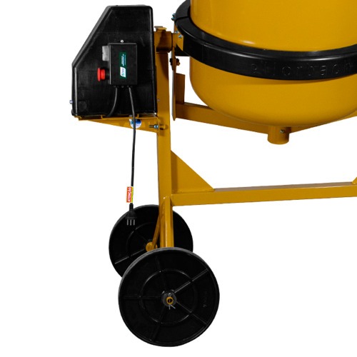 Betoneira 150 litros com motor 1/2 cv monofásico e kit de segurança Betoneira 150 litros com motor 1/2 cv monofásico e kit de segurança