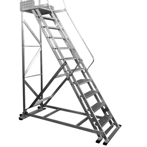 Escada plataforma de alum�nio 2.75 m c/ 10 degraus + patamar 