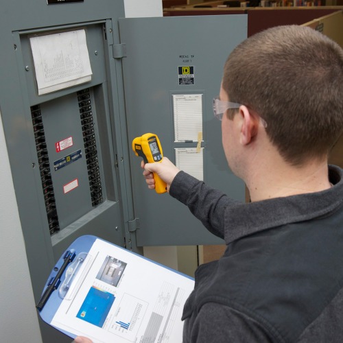 Mini termômetro digital infravermelho com mira laser - 62MAX Mini termômetro digital infravermelho com mira laser - 62MAX