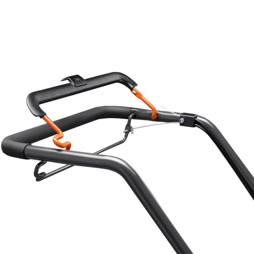 Cortador de grama a gasolina 3,6 Hp corte 51cm com recolhedor e tração - LC 151S Cortador de grama a gasolina 3,6 Hp corte 51cm com recolhedor e tração - LC 151S