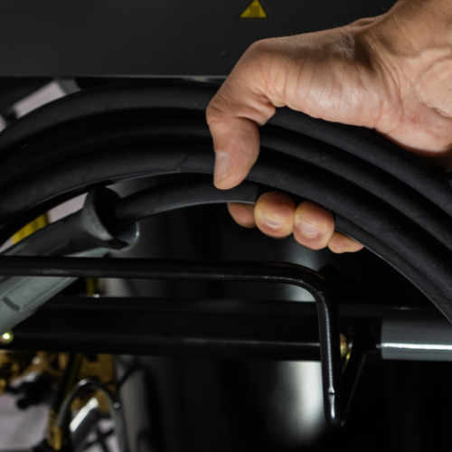 Lavadora de alta pressão água quente 2.610 libras Trifásica 220V - HDS 8/15 Cage Lavadora de alta pressão água quente 2.610 libras Trifásica 220V - HDS 8/15 Cage