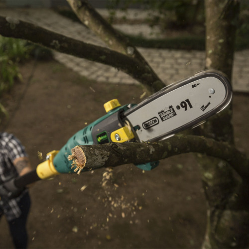 Podador de galhos elétrico 750W haste telescópica - PA750T 220V Podador de galhos elétrico 750W haste telescópica - PA750T 220V