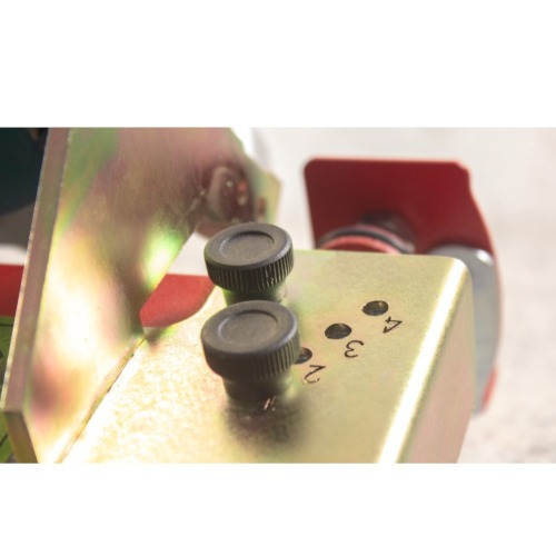 Base de corte 45 graus com rodidanhas para serra mármore - Nova Tradicional Base de corte 45 graus com rodidanhas para serra mármore - Nova Tradicional