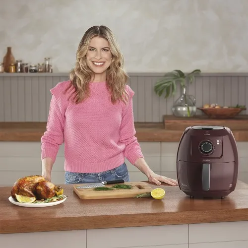 Fritadeira elétrica sem óleo Air Fryer 5L 1700 watts Family Efficient - EAF51  220V