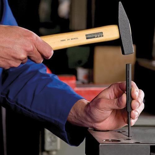 Martelo pena 200 gramas com cabo em madeira