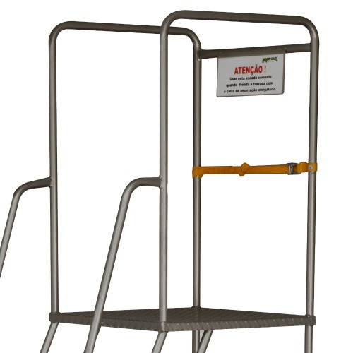 Escada plataforma de ferro 1,5 m 4 degraus + patamar - 58-D