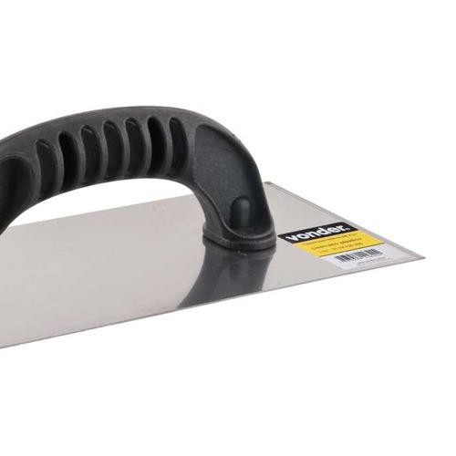 Desempenadeira em aço lisa cabo plástico 120 x 255 mm Desempenadeira em aço lisa cabo plástico 120 x 255 mm