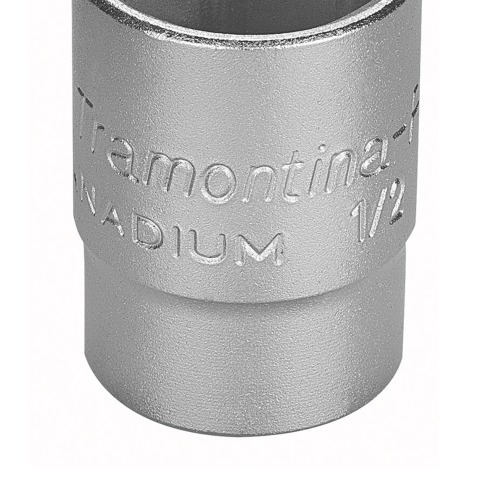 Soquete sextavado 18 mm encaixe 1/2