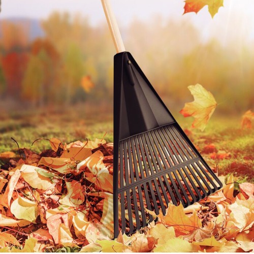 Vassoura pl�stica 18 dentes com cabo de 120 cm