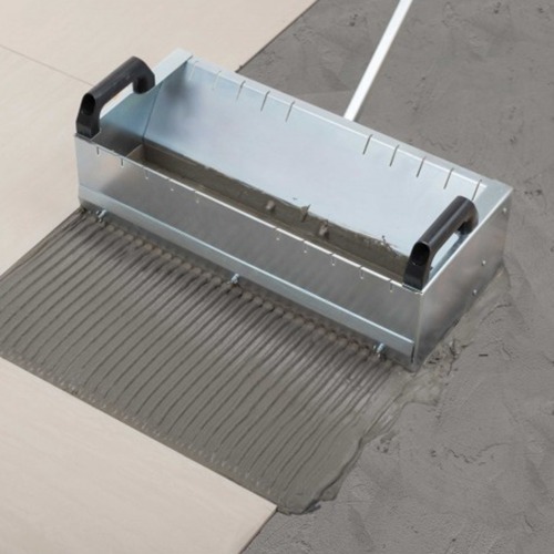 Aplicador de argamassa tipo caixote Aplicador de argamassa tipo caixote