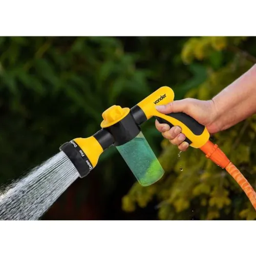 Esguicho plástico para jardim com copo para sabão 8 funções