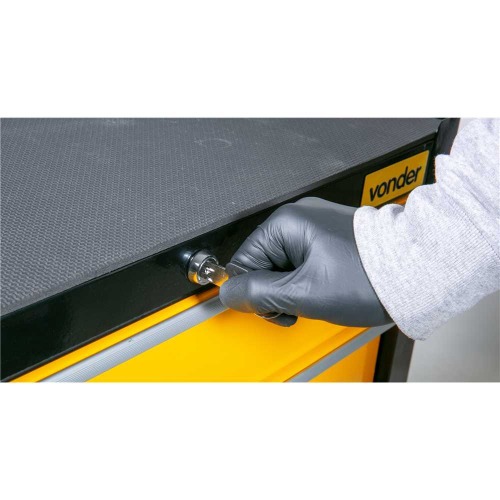 Carro para ferramentas fechado com 7 gavetas