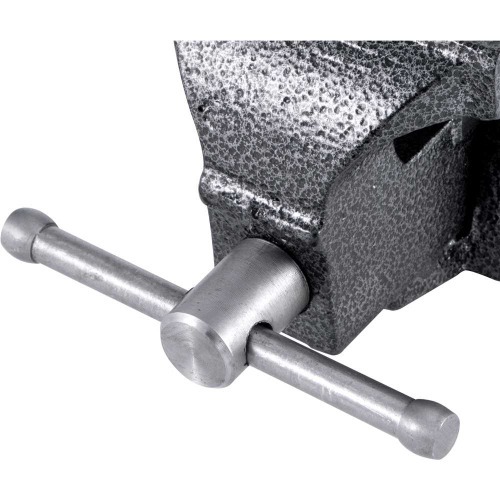 Torno de bancada fixo n� 4