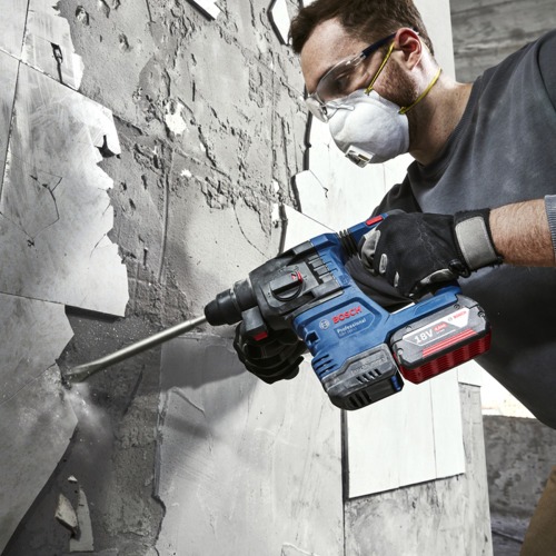 Martelete Perfurador e Rompedor a bateria 18V 4Ah Brushless com 2 baterias - GBH 185-LI  110V/220V Martelete Perfurador e Rompedor a bateria 18V 4Ah Brushless com 2 baterias - GBH 185-LI  110V/220V