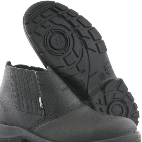 Botina em couro sinttico com elstico