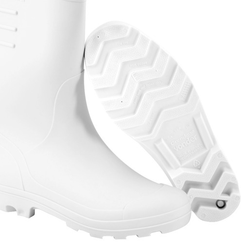 Bota de PVC branca cano mdio sem forro