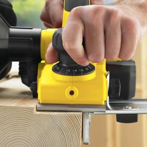 Plaina el�trica 750 watts profundidade de corte de at� 2 mm - STPP7502  110V