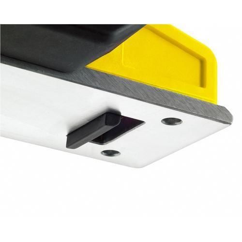 Plaina el�trica 750 watts profundidade de corte de at� 2 mm - STPP7502  110V