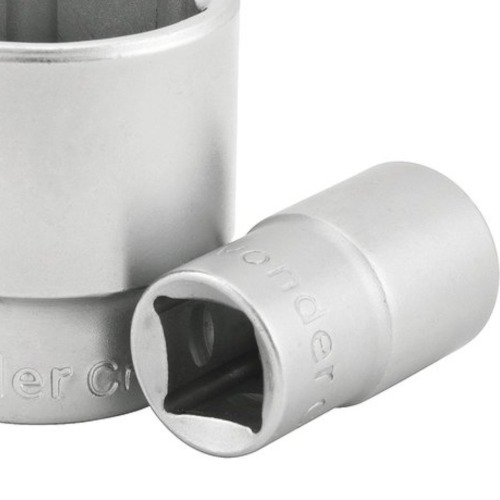 Soquete sextavado 28 mm encaixe 1/2