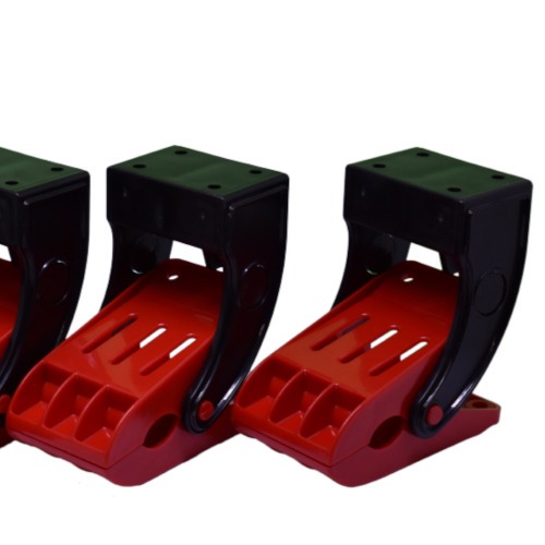Jogo com 4 grampos para tapetes automotivos Jogo com 4 grampos para tapetes automotivos