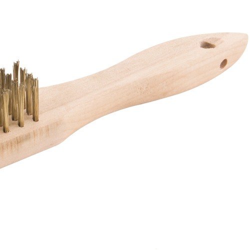 Escova manual com cerdas de latão 4 fileiras cabo de madeira  Escova manual com cerdas de latão 4 fileiras cabo de madeira