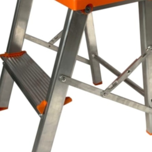 Escada banqueta de alumínio 1 degrau + patamar - BAQ002 Escada banqueta de alumínio 1 degrau + patamar - BAQ002